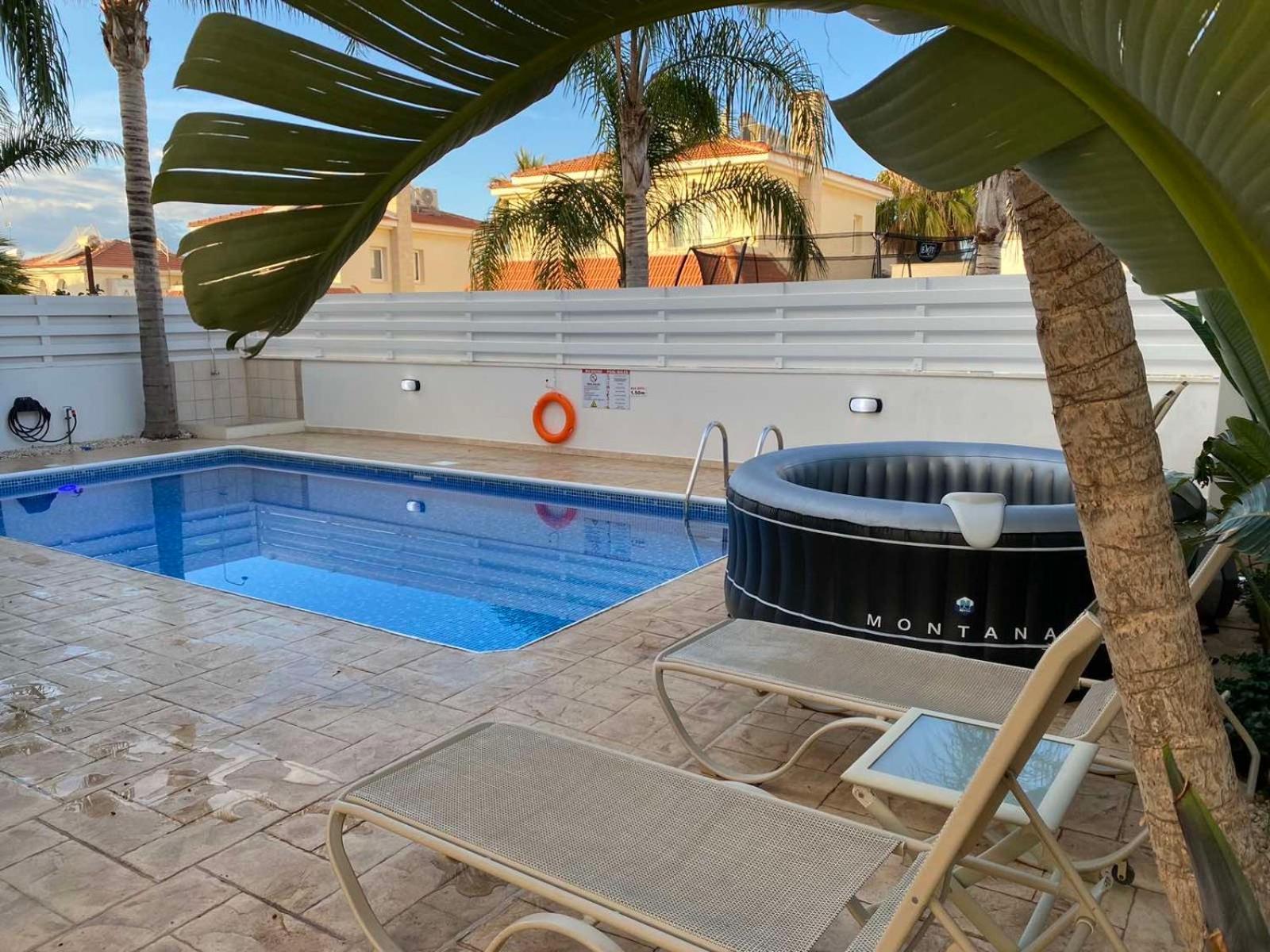 Villa Diana - 200 Meters From Kapparis, Fireman'S Beach Paralimni Eksteriør billede
